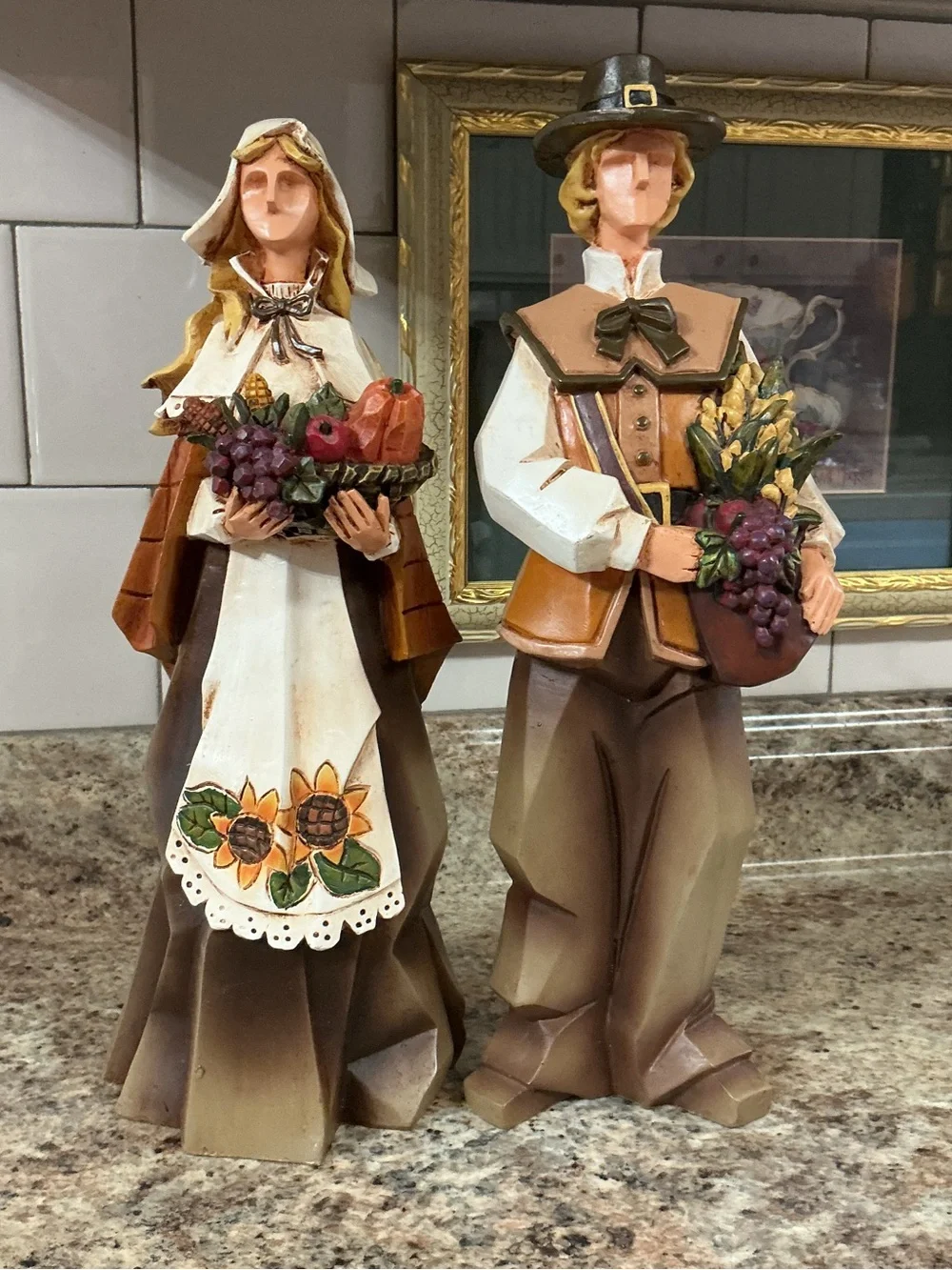 Harvest Pilgrim Couple Figurines - Fall Thanksgiving Cubist Vintage